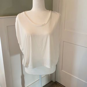 Banana Republic NWOT cream model crop top size S